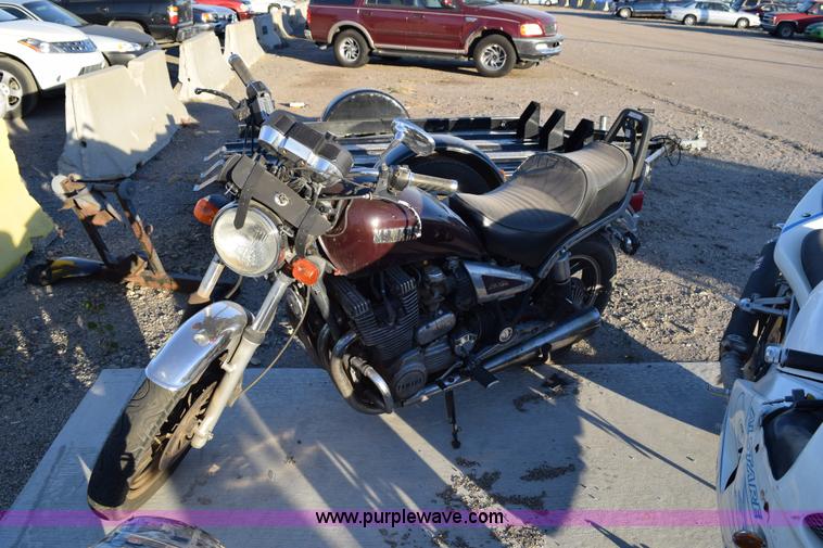 image for item I8634 1982 Yamaha Max motorcycle