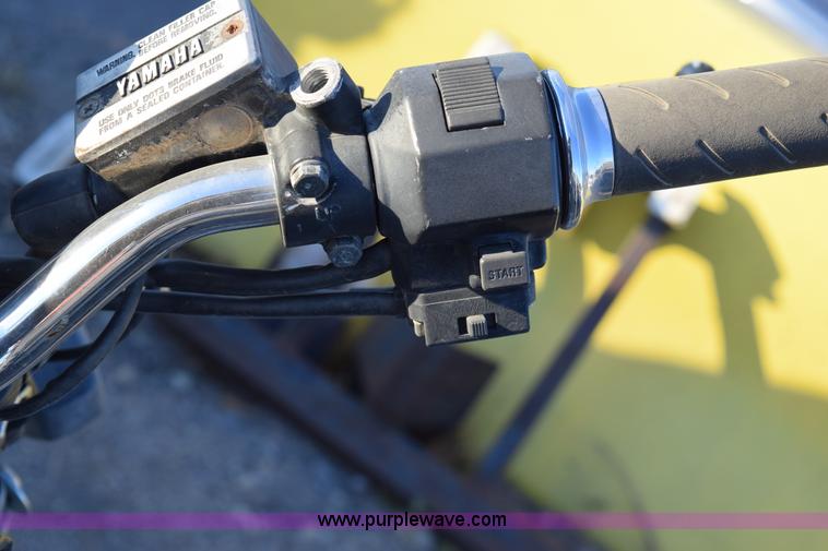 image for item I8634 1982 Yamaha Max motorcycle