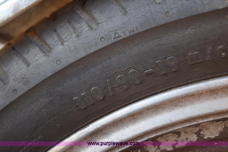 image for item I8634 1982 Yamaha Max motorcycle