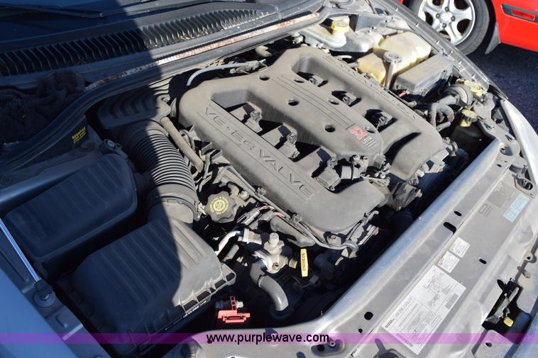 image for item I8639 1998 Dodge Intrepid ES