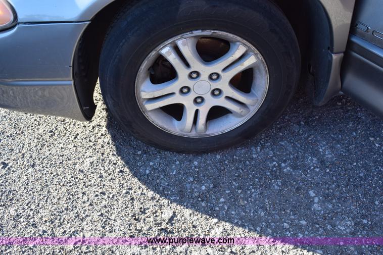 image for item I8639 1998 Dodge Intrepid ES