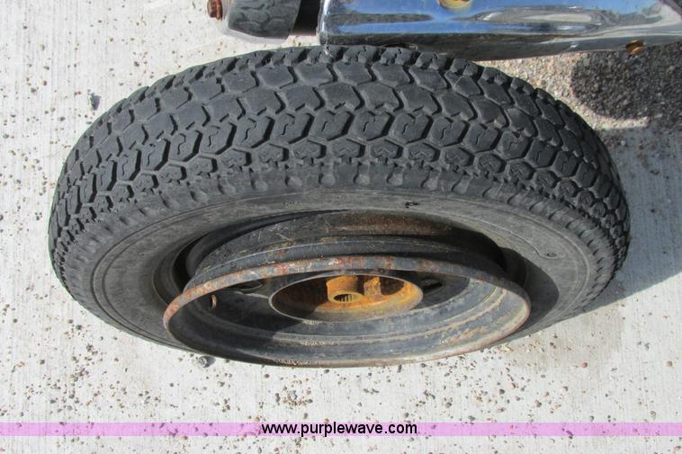 image for item I9558 2012 Tao Tao moped