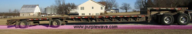 image for item D2267 2004 XL Specialized 80SD spread axle semi trailer