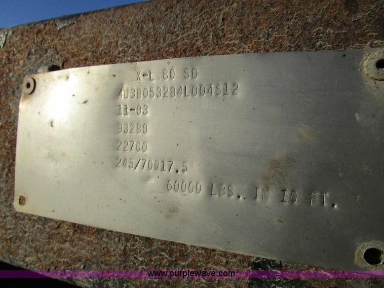 image for item D2267 2004 XL Specialized 80SD spread axle semi trailer