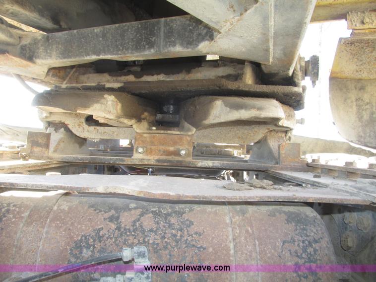 image for item G9838 1994 Freightliner FLD120 semi truck