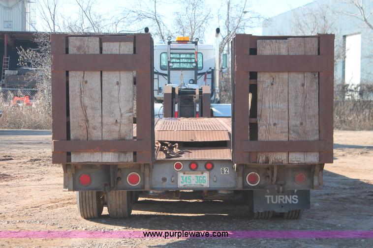 image for item H5960 1994 Etnyre RGN40TS3-T1 lowboy trailer