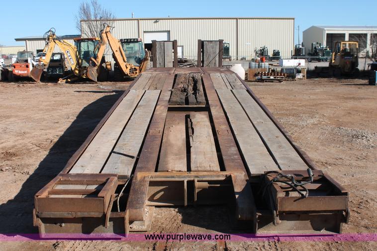 image for item H5960 1994 Etnyre RGN40TS3-T1 lowboy trailer