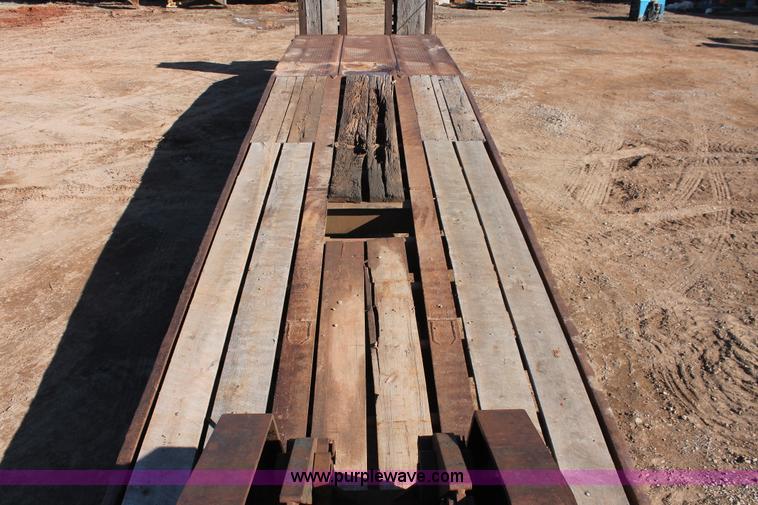 image for item H5960 1994 Etnyre RGN40TS3-T1 lowboy trailer