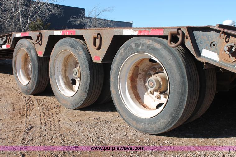 image for item H5960 1994 Etnyre RGN40TS3-T1 lowboy trailer