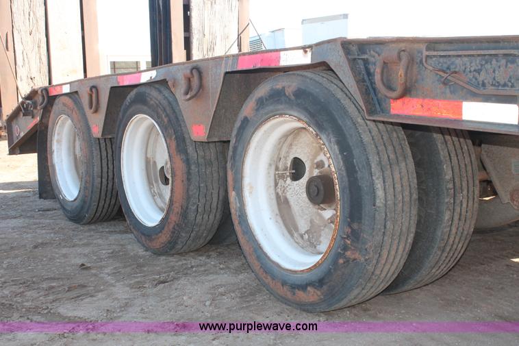 image for item H5960 1994 Etnyre RGN40TS3-T1 lowboy trailer