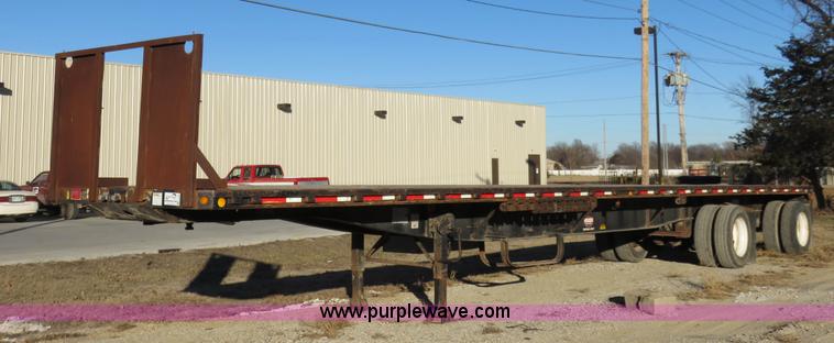 image for item I2425 1999 Lufkin FL-II spread axle flatbed trailer