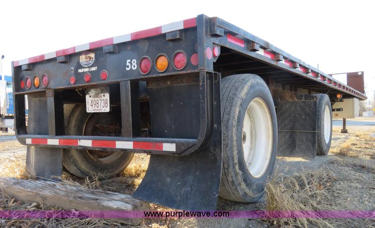 image for item I2425 1999 Lufkin FL-II spread axle flatbed trailer