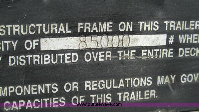 image for item I3124 1994 Trailmobile drop deck trailer