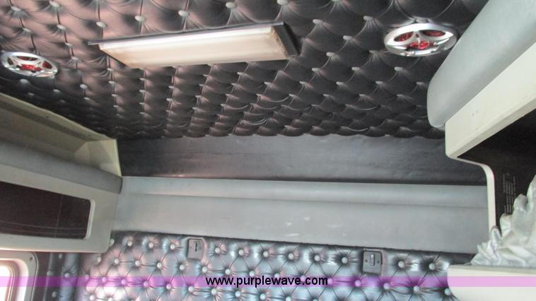 image for item I3128 2001 Kenworth W900 semi truck