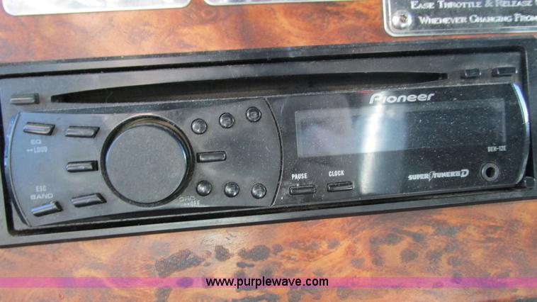 image for item I3128 2001 Kenworth W900 semi truck