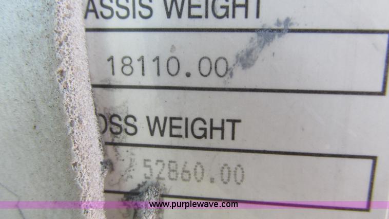 image for item I3128 2001 Kenworth W900 semi truck