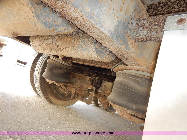 image for item I5175 1969 Brown dry van trailer