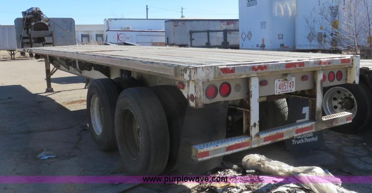 image for item K7024 1996 Utility flatbed trailer