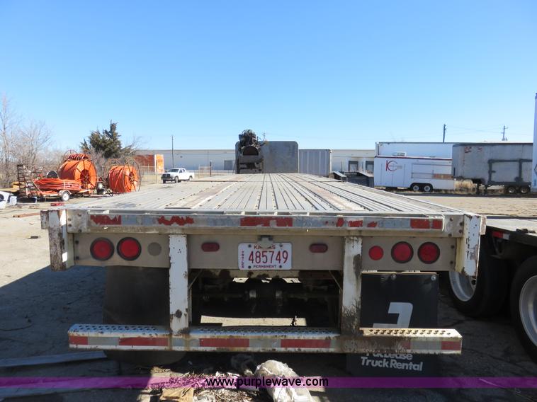 image for item K7024 1996 Utility flatbed trailer