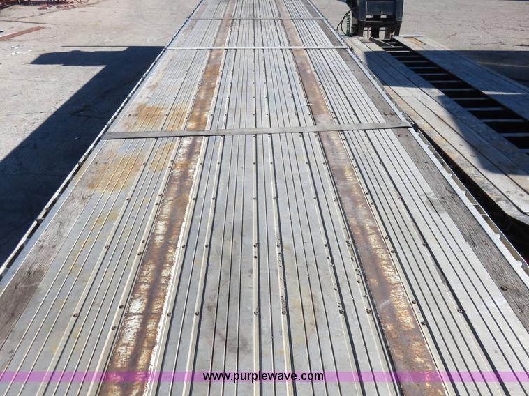 image for item K7024 1996 Utility flatbed trailer