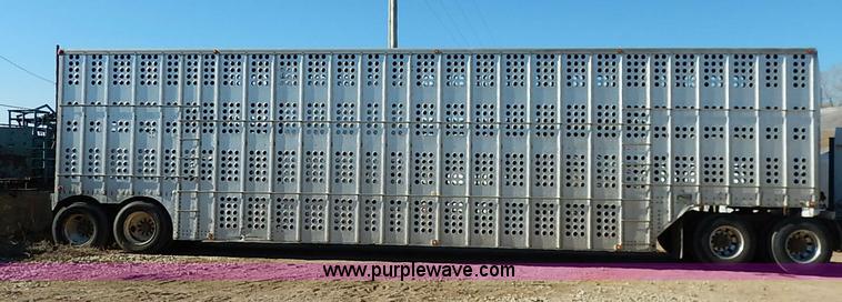 image for item K7295 1985 Merritt aluminum cattle pot trailer