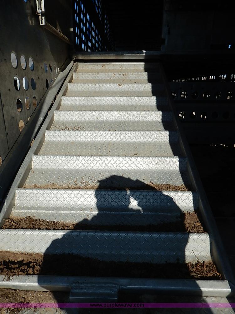 image for item K7295 1985 Merritt aluminum cattle pot trailer