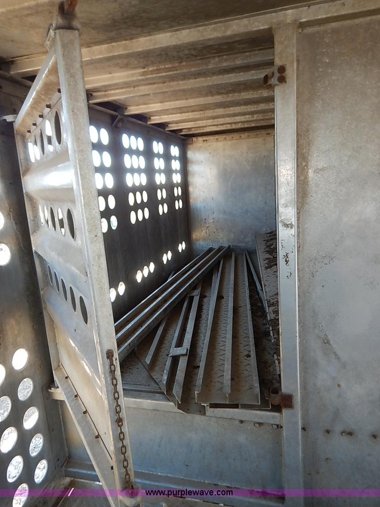 image for item K7295 1985 Merritt aluminum cattle pot trailer