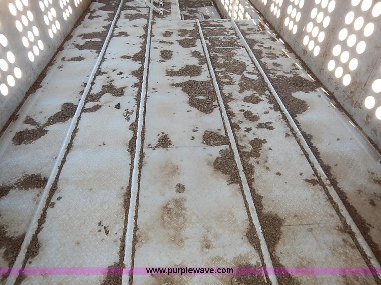 image for item K7295 1985 Merritt aluminum cattle pot trailer