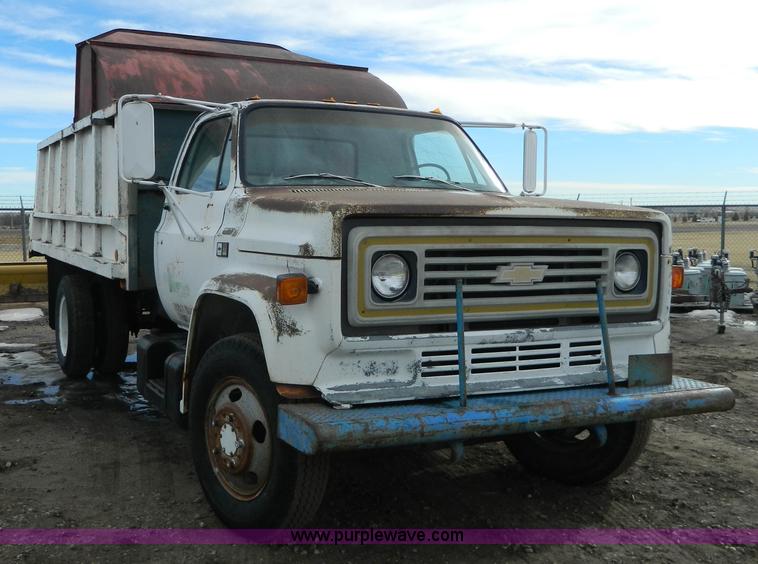image for item AQ9342 1983 Chevrolet 60 dump truck