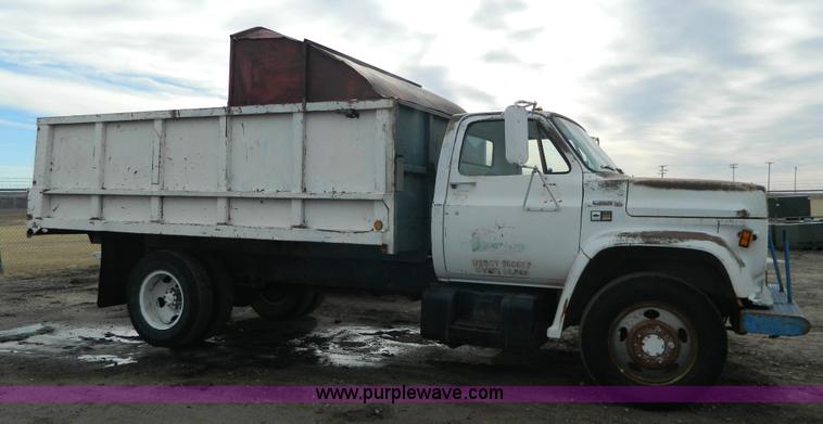 image for item AQ9342 1983 Chevrolet 60 dump truck