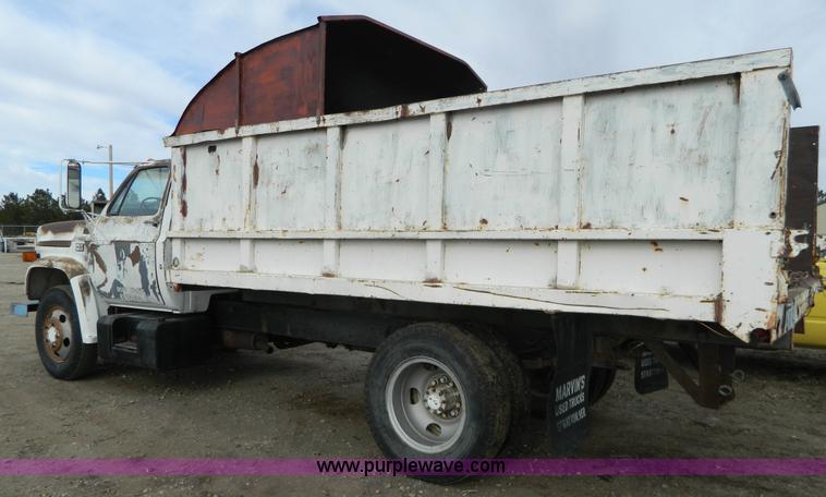 image for item AQ9342 1983 Chevrolet 60 dump truck