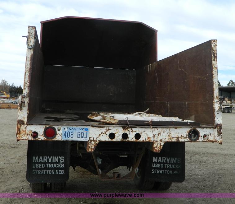 image for item AQ9342 1983 Chevrolet 60 dump truck