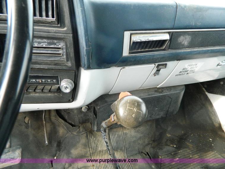 image for item AQ9342 1983 Chevrolet 60 dump truck