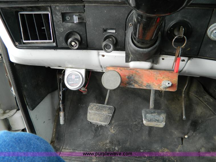 image for item AQ9342 1983 Chevrolet 60 dump truck