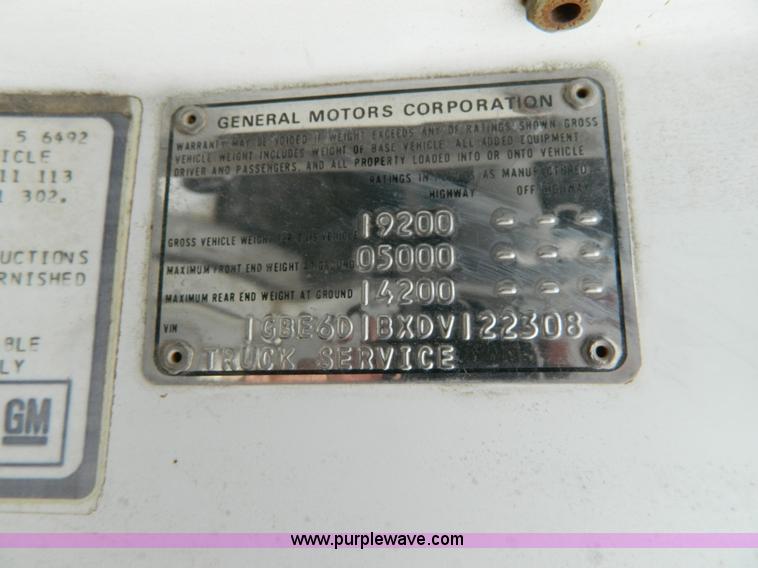 image for item AQ9342 1983 Chevrolet 60 dump truck