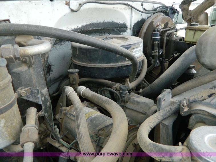 image for item AQ9342 1983 Chevrolet 60 dump truck