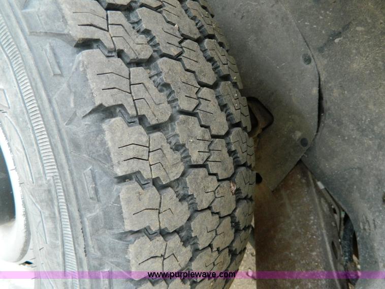 image for item AQ9343 1997 Chevrolet 1500 pickup truck