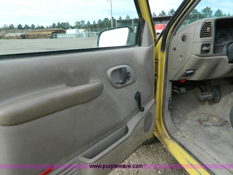 image for item AQ9343 1997 Chevrolet 1500 pickup truck