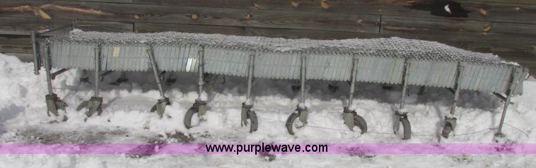 image for item AV9222 Expandable roller conveyor