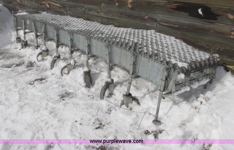 image for item AV9222 Expandable roller conveyor