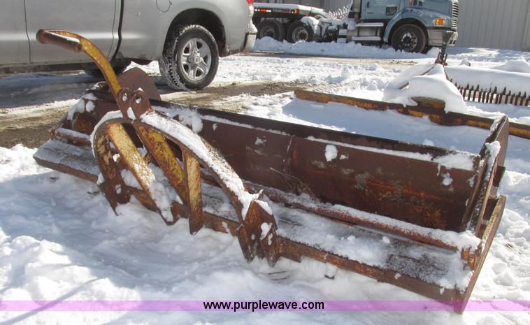 image for item AV9223 6'W box blade