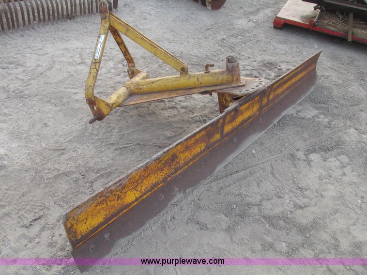 image for item AV9225 Servis LS box blade