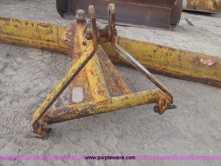 image for item AV9225 Servis LS box blade