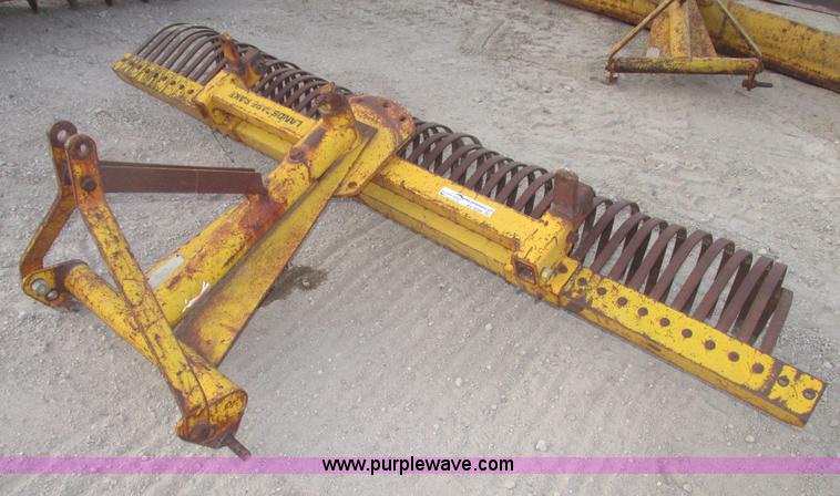image for item AV9226 Servis LSR landscape rake