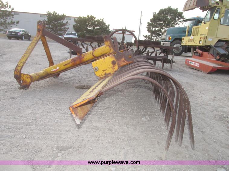 image for item AV9226 Servis LSR landscape rake