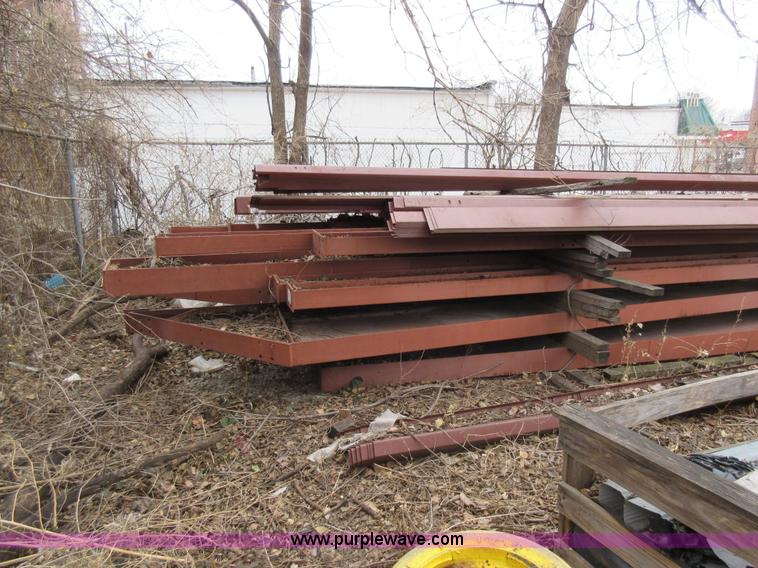 image for item AV9958 (2) American Pre-Fab buildings