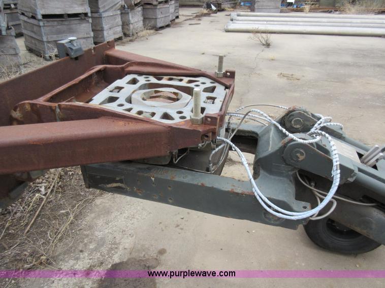 image for item AV9966 Ammo telehandler