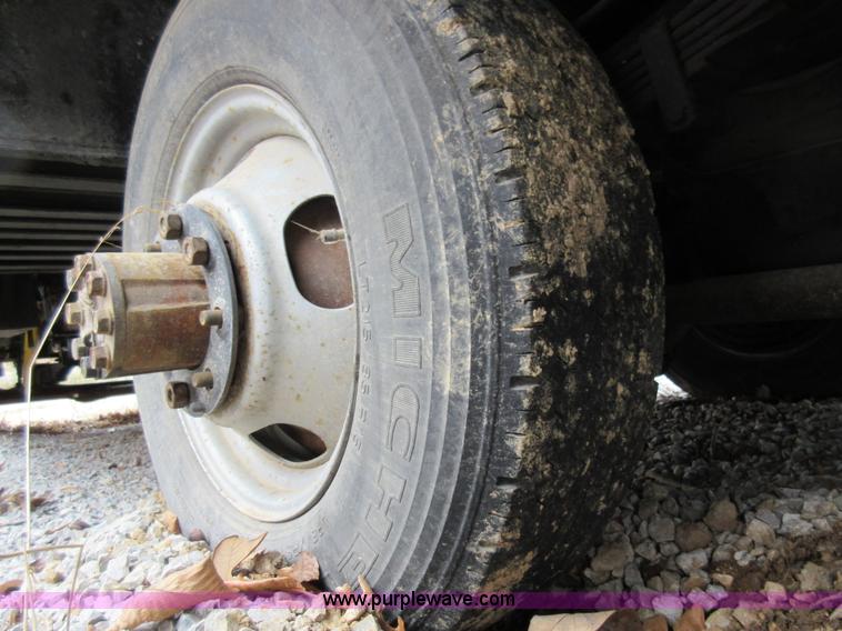 image for item AV9997 1988 Chevrolet delivery truck