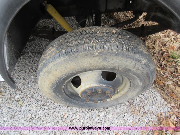 image for item AV9997 1988 Chevrolet delivery truck