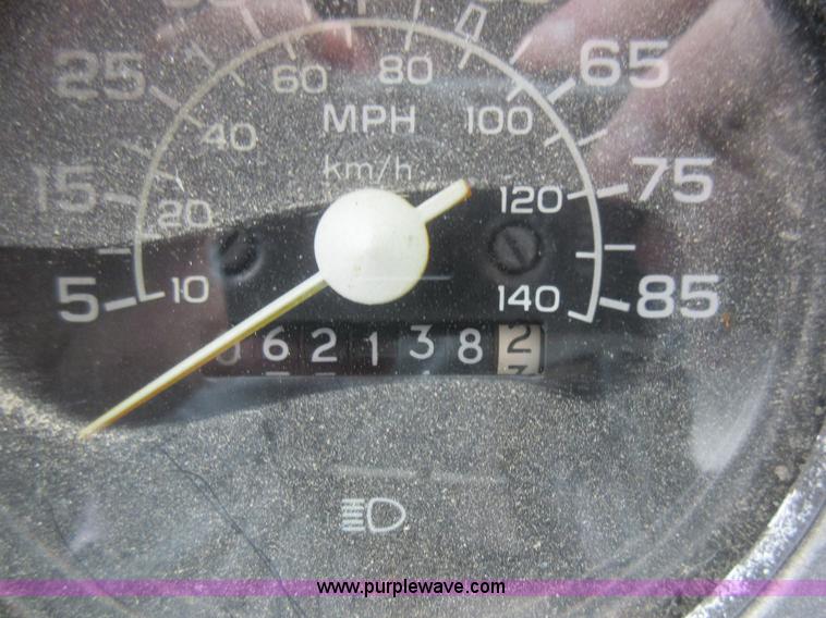 image for item AV9997 1988 Chevrolet delivery truck